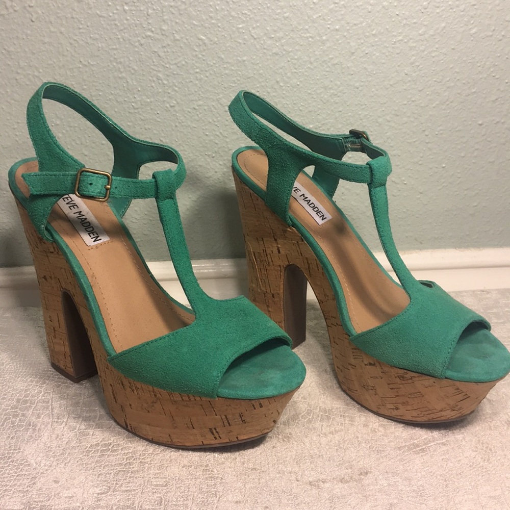 Turquoise/Green Platforms